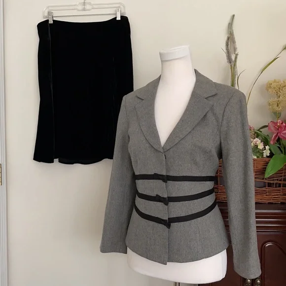 Vintage Nanette Lepore gray black velvet skirt set
